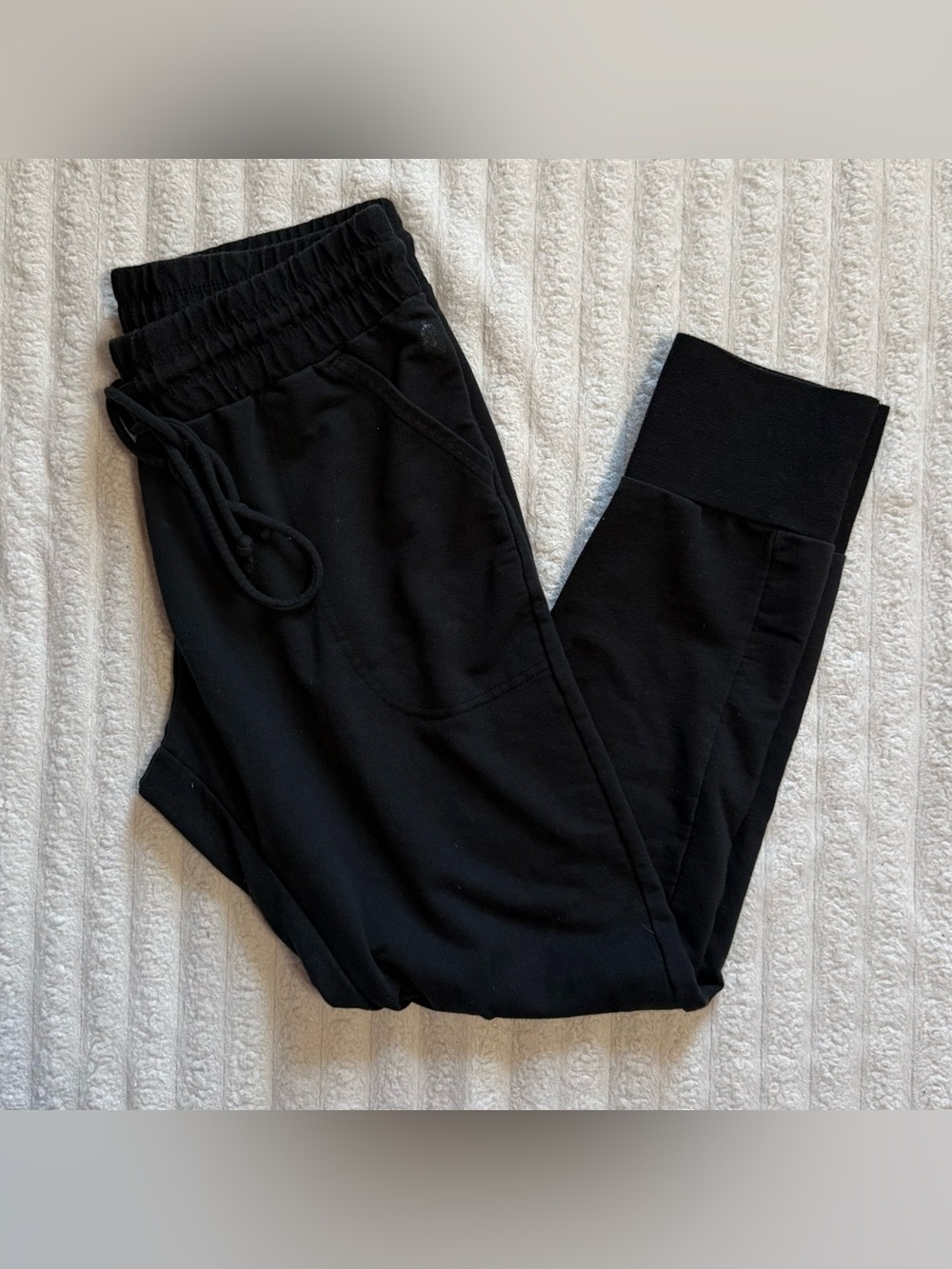 Women's FP Movement Black Joggers Drawstring Elastic Waist Cuffed Ankle L